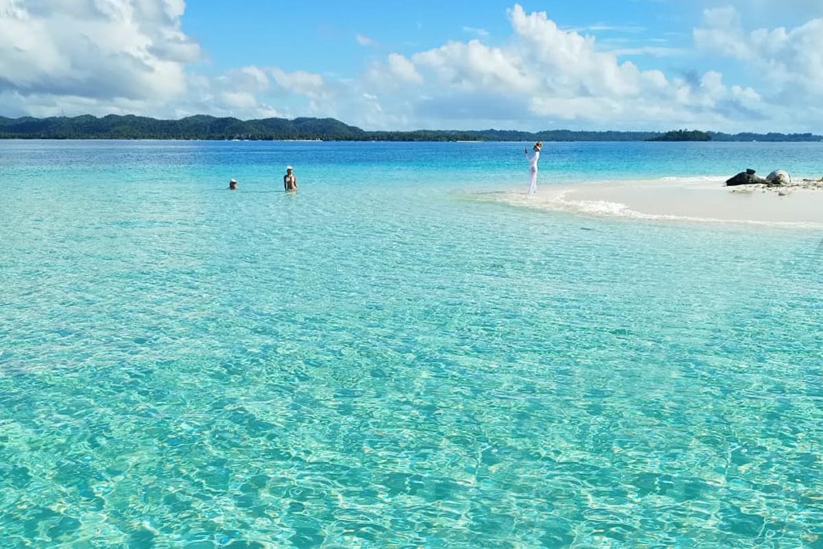 naked-island-siargao-hopping